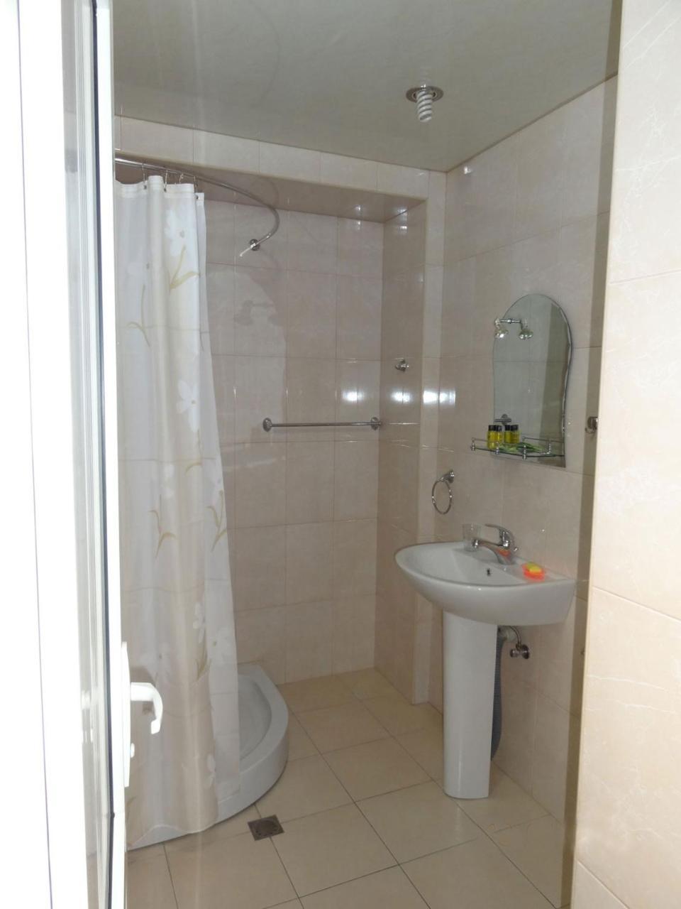 Apartment In The Center Of Yerevan By The Republic Square Exterior foto